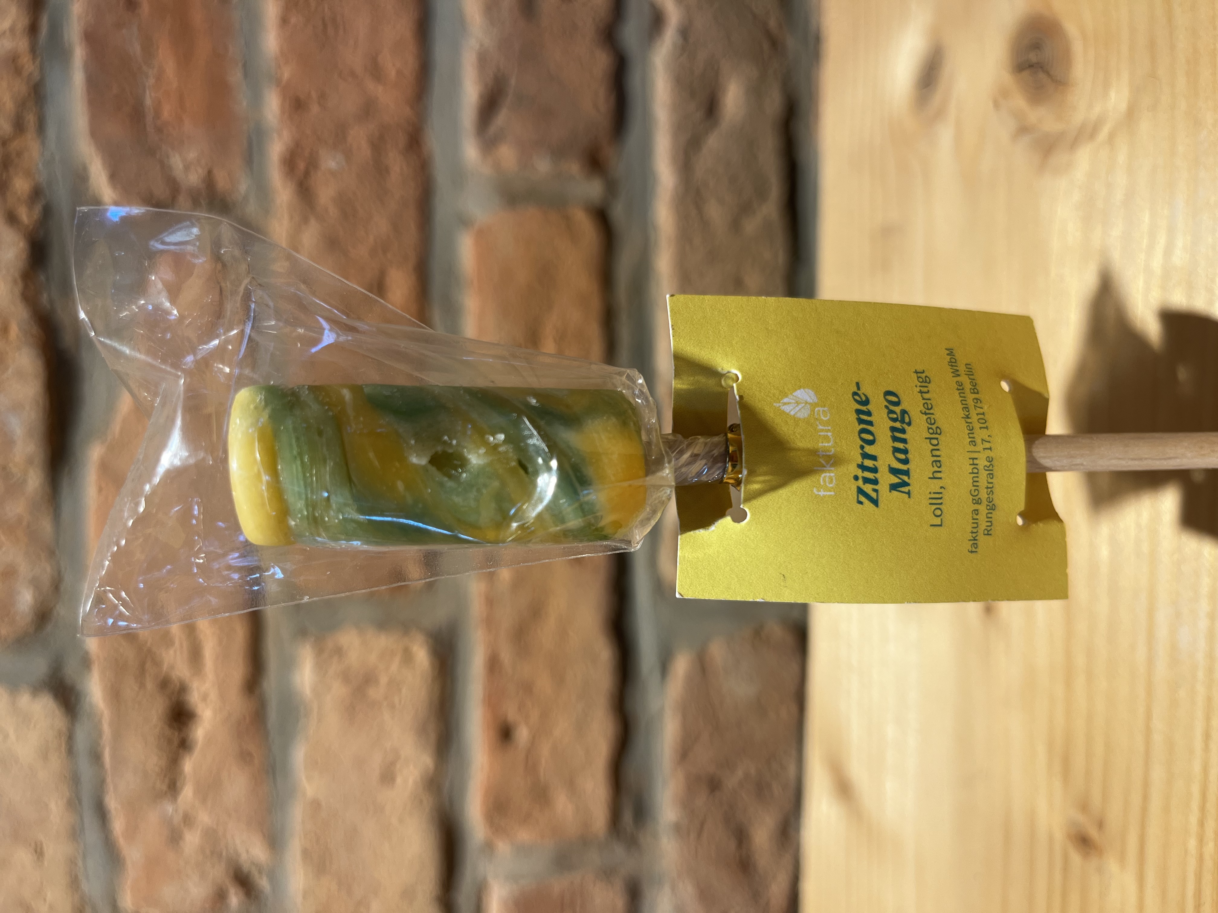 Zitrone-Mango Lolli