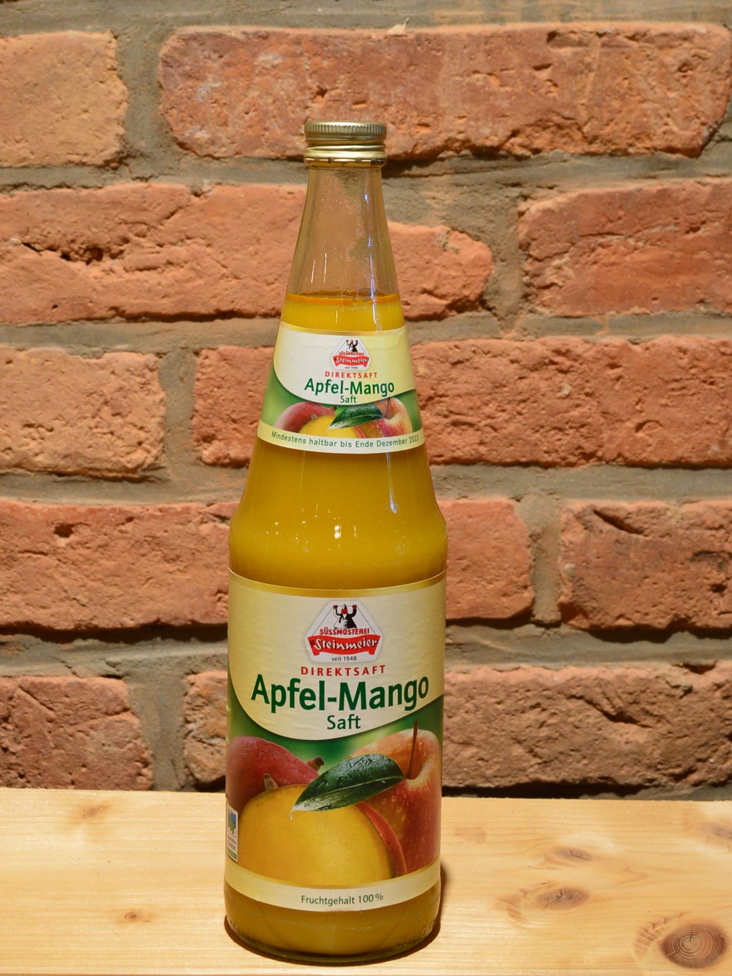Apfel-Mango-Saft 0,7 l inkl. Pfand Apfel-Mango-Saft 0,7 l inkl. Pfand